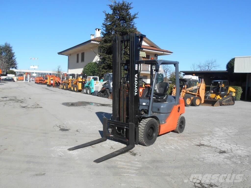 Toyota 8FDF20 Diesel forklifts