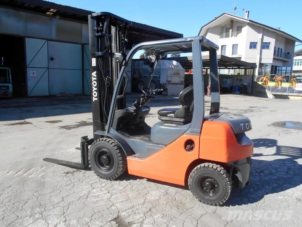Toyota 8FDF20 Diesel forklifts