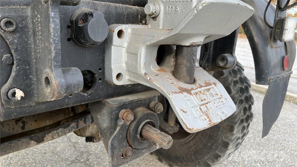 Unimog U130 其他貨車