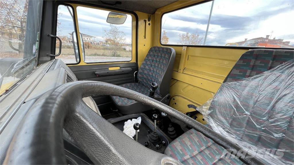 Unimog U130 其他貨車