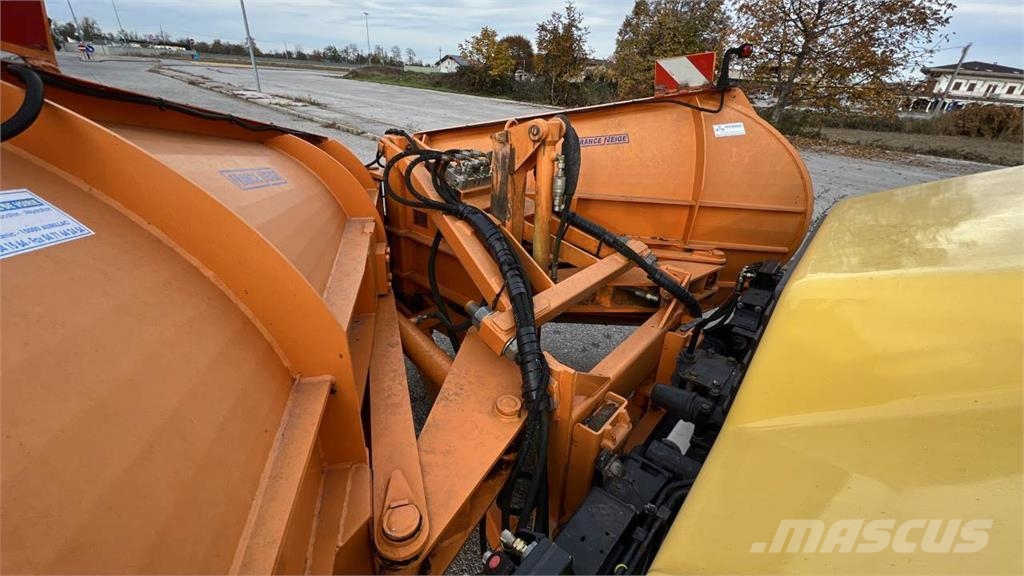 Unimog U130 其他貨車