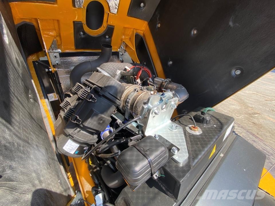 Venieri 7.63D لوادر بعجل