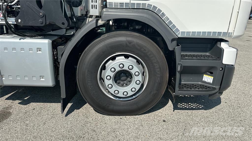 Volvo FE350 6X2 شاحنات أخرى