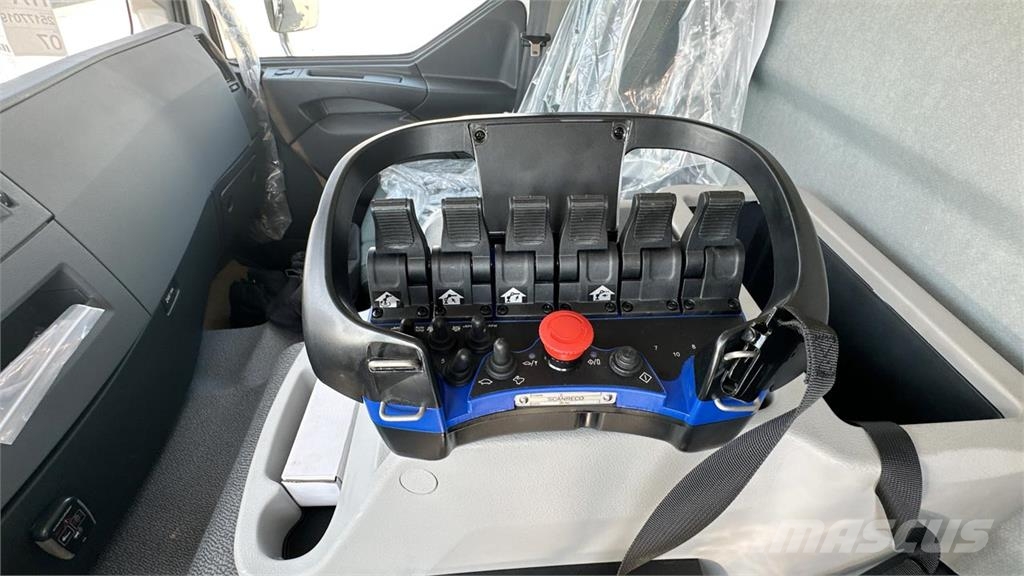 Volvo FE350 6X2 شاحنات أخرى