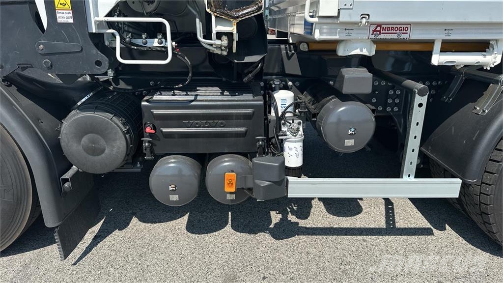Volvo FE350 6X2 شاحنات أخرى