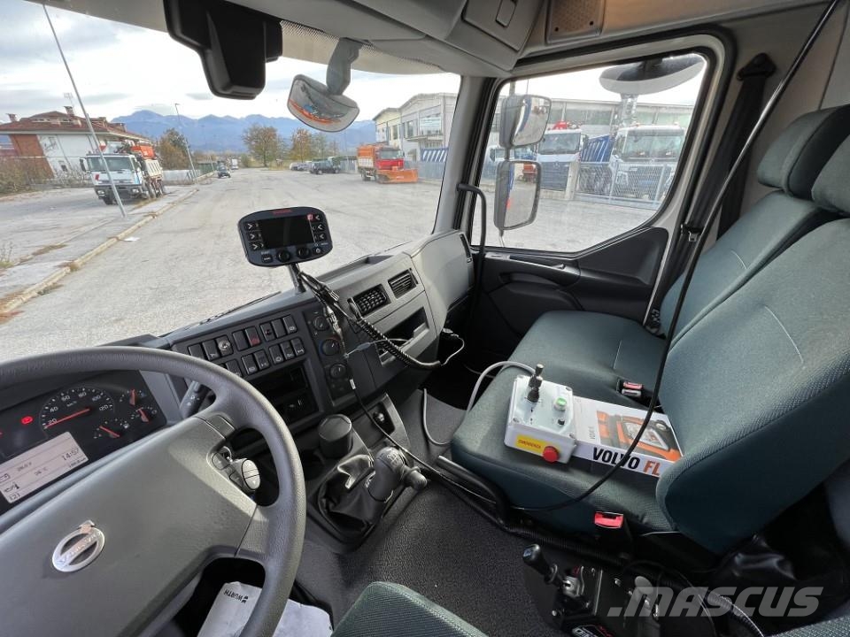 Volvo FL816-280 4X4 Снежные отвалы и плуги