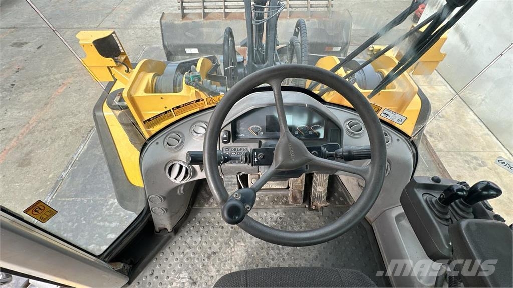 Volvo L180G Wheel loaders