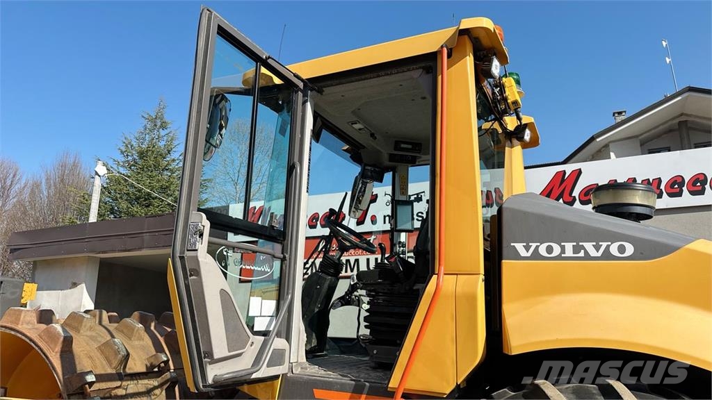 Volvo SD135B Compactadores de solo