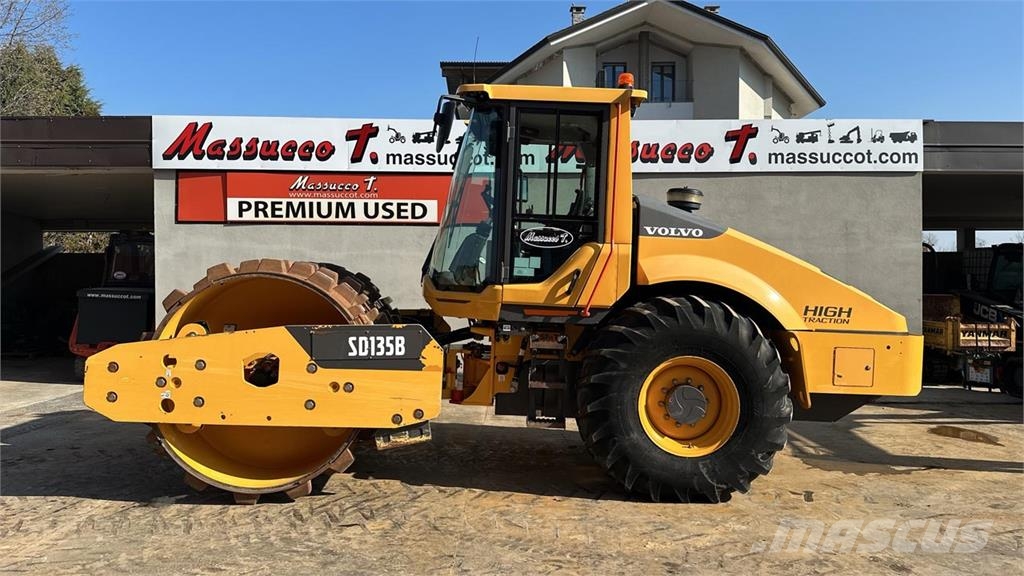 Volvo SD135B Compactadores de solo
