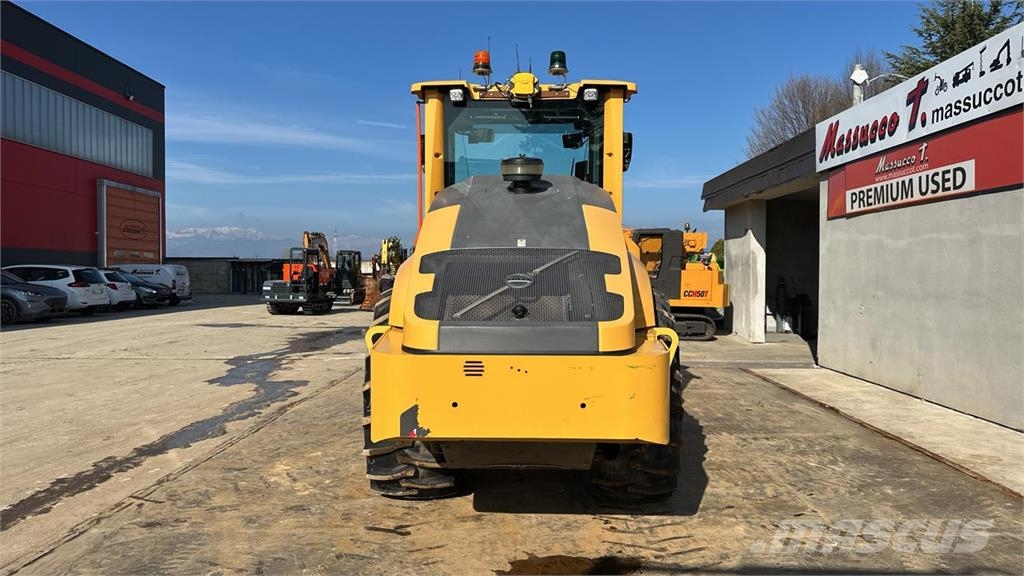 Volvo SD135B Compactadores de solo