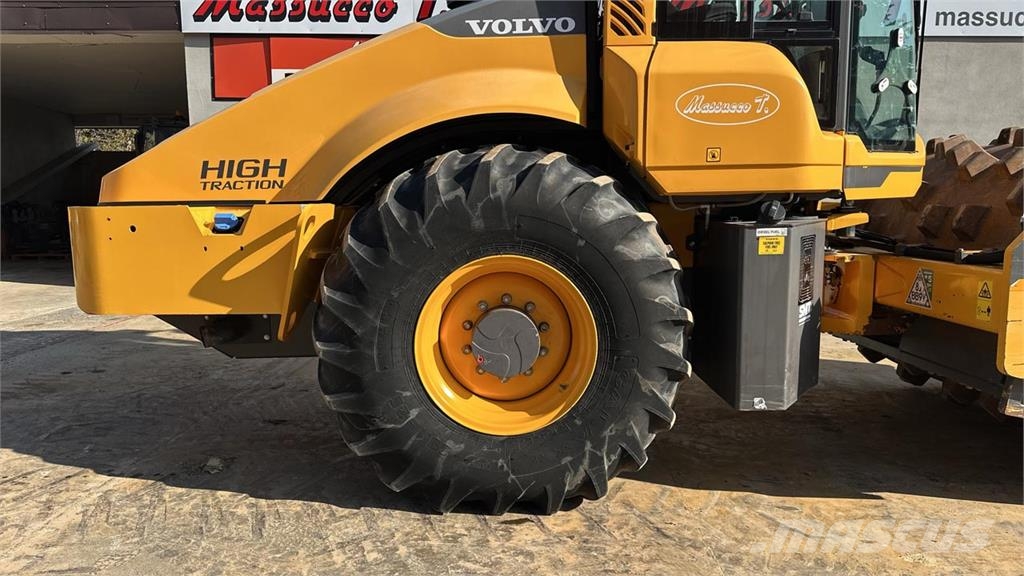 Volvo SD135B Compactadores de solo