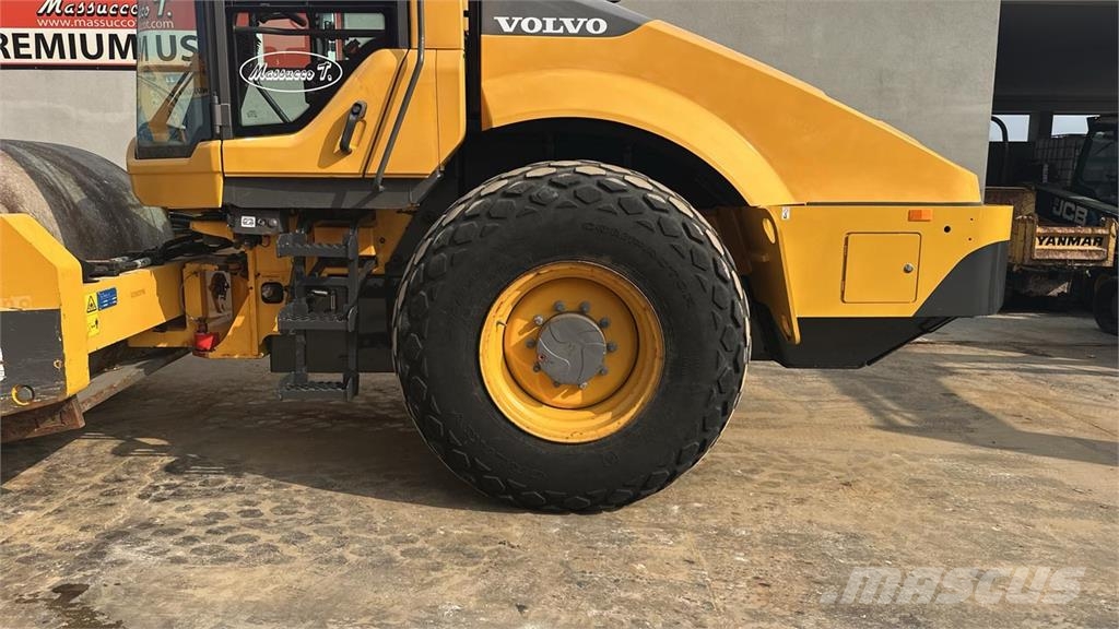 Volvo SD160B Erdbauwalzen
