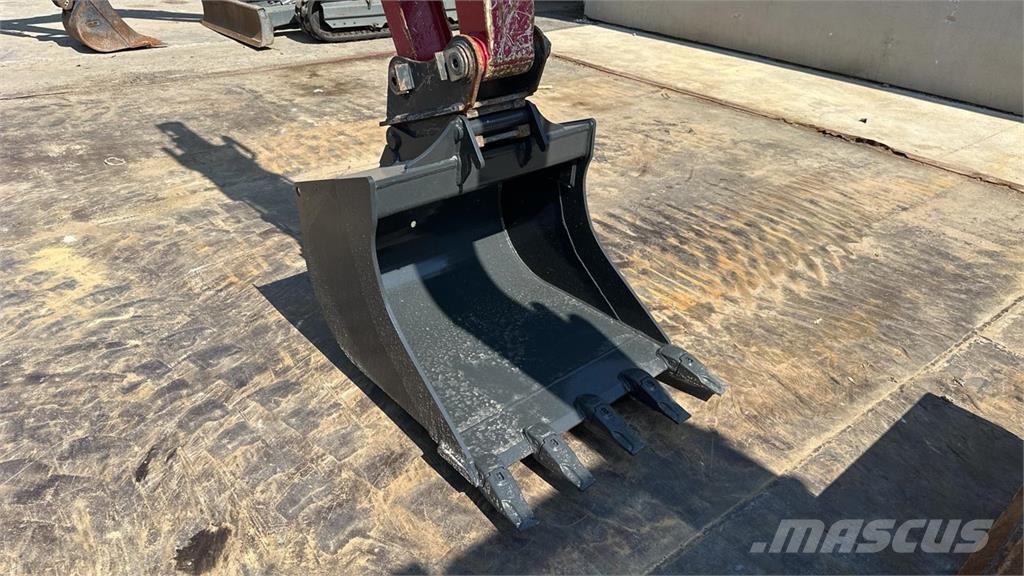 Yanmar VIO50-6B حفارات صغيرة أقل من 7 طن (حفارات صغيرة)