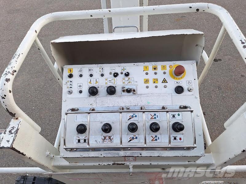 Aichi SP21AJ رافعات سلة تلسكوبية