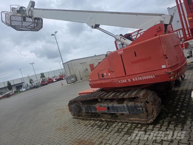 Aichi SR182 Telescopic boom lifts