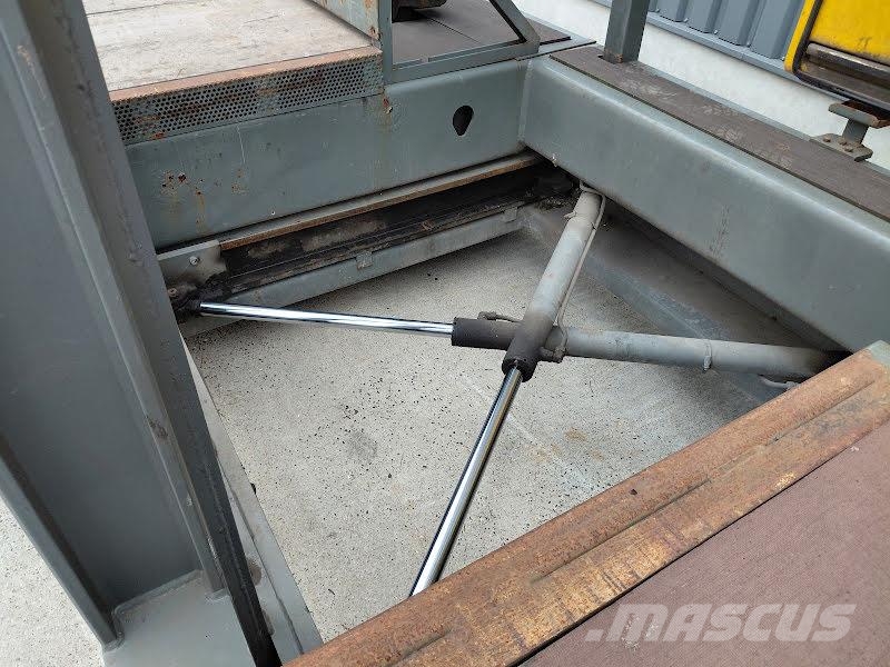 Baumann HX40/14/45 Diesel heftrucks
