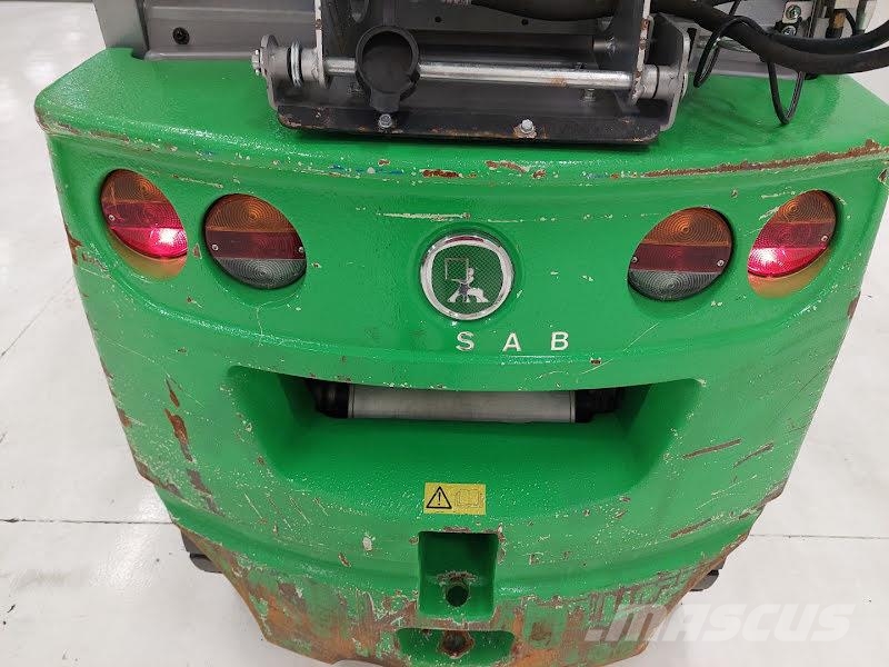 Cesab M318 Gāzes autoiekrāvēji (LPG)