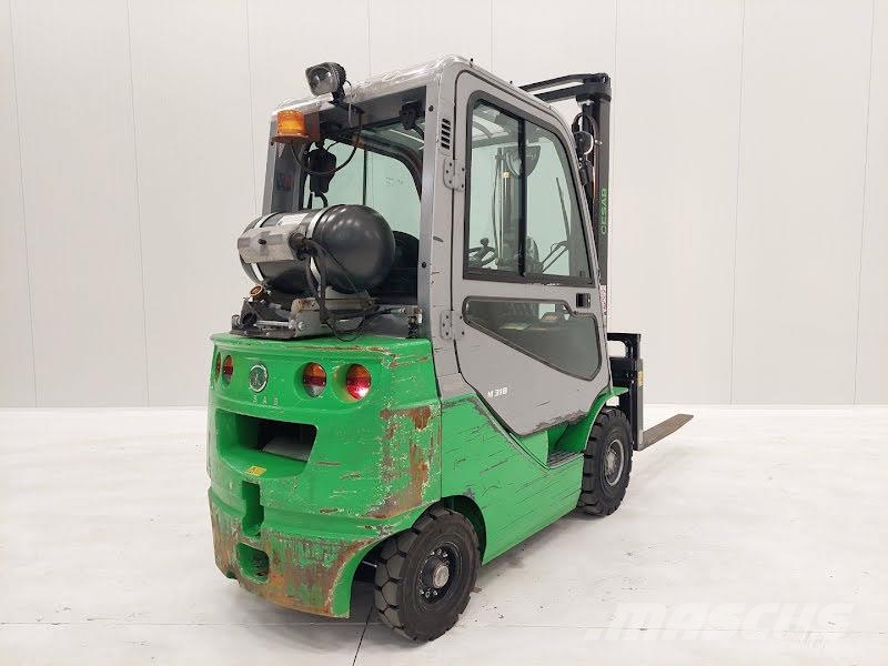 Cesab M318 Gāzes autoiekrāvēji (LPG)