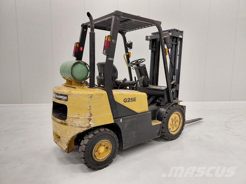 Daewoo G25E-3 LPG forklifts