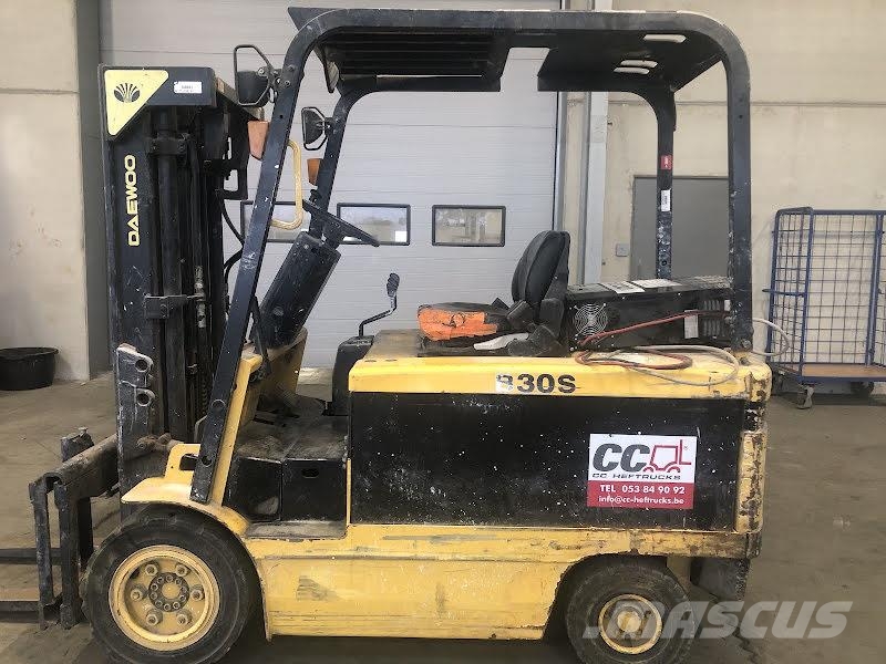 Daewoo B30S-2 Electric forklifts