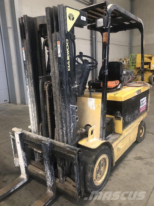 Daewoo B30S-2 Electric forklifts
