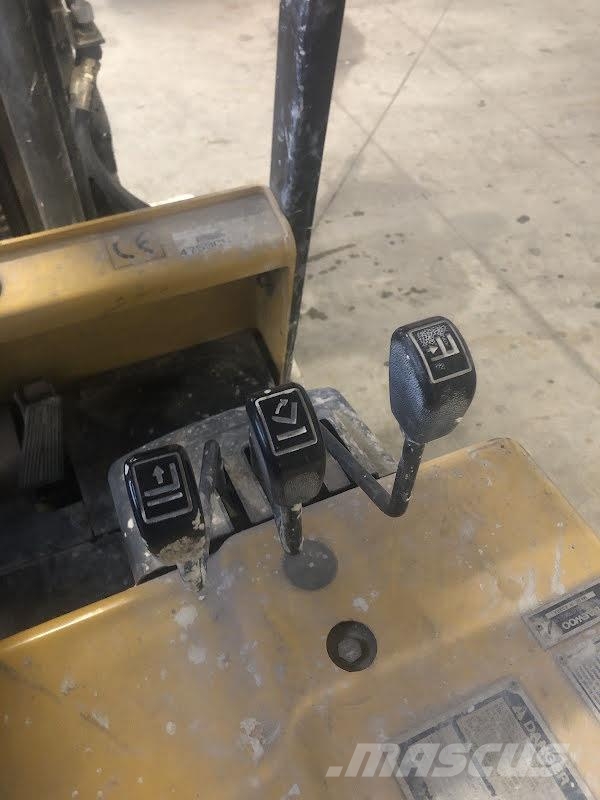 Daewoo B30S-2 Electric forklifts