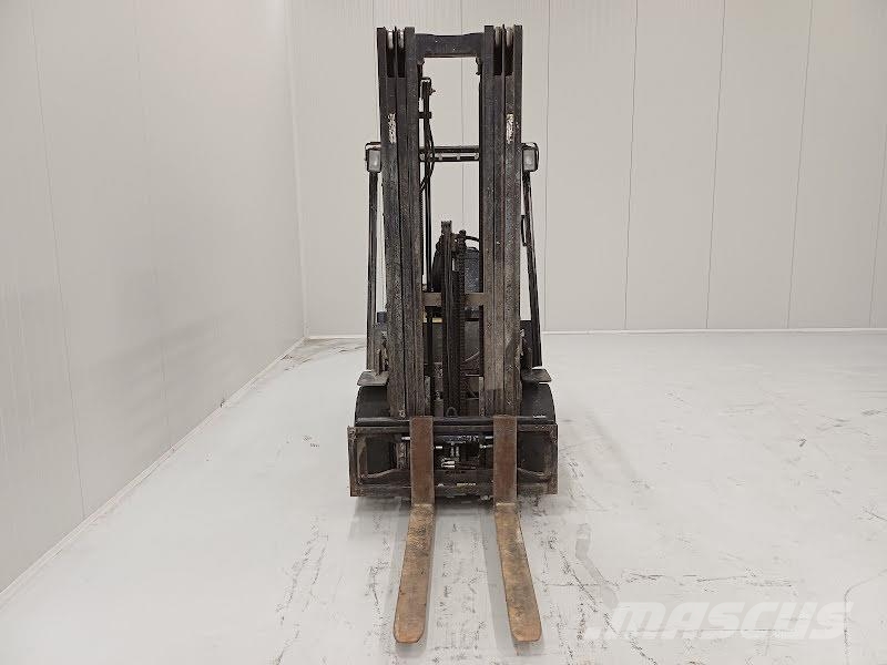 Daewoo D25S-3 ECO Dizelski viličarji