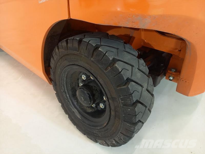 Doosan B25NS Sähkötrukit