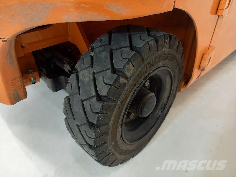 Doosan B25NS Sähkötrukit
