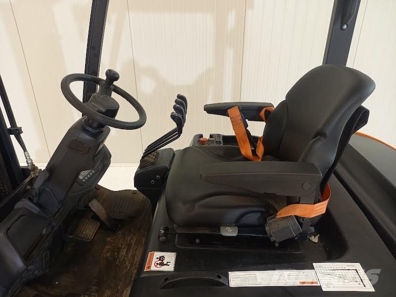 Doosan B25NS Sähkötrukit