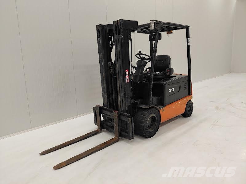 Doosan B25X-5 Sähkötrukit