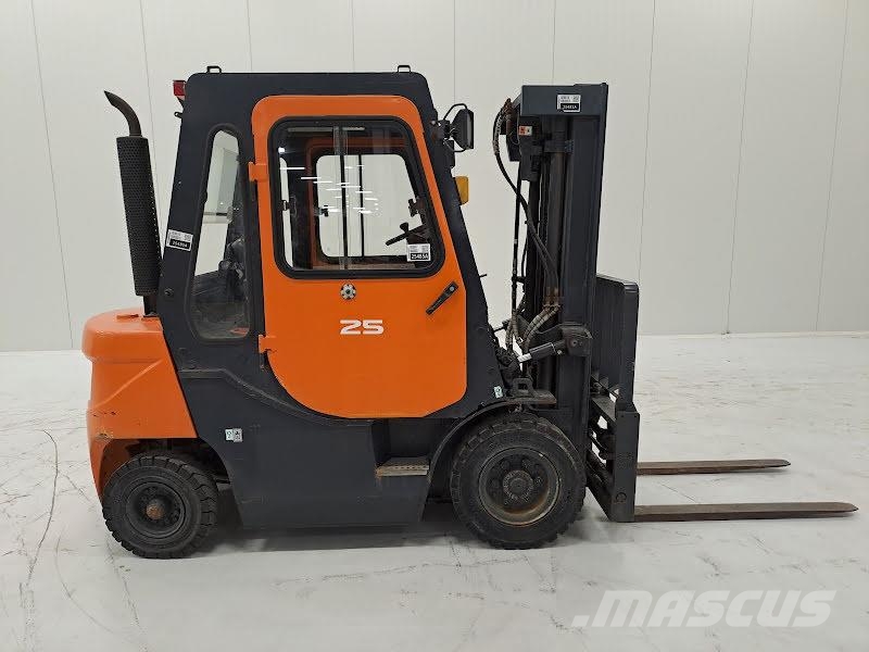 Doosan D25G PLUS Dízel targoncák