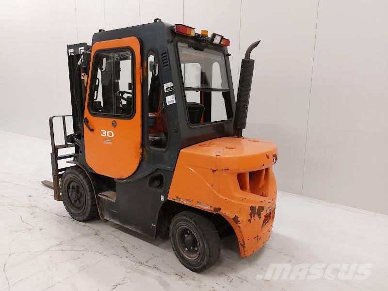 Doosan D30G PLUS Dizelski viljuškari
