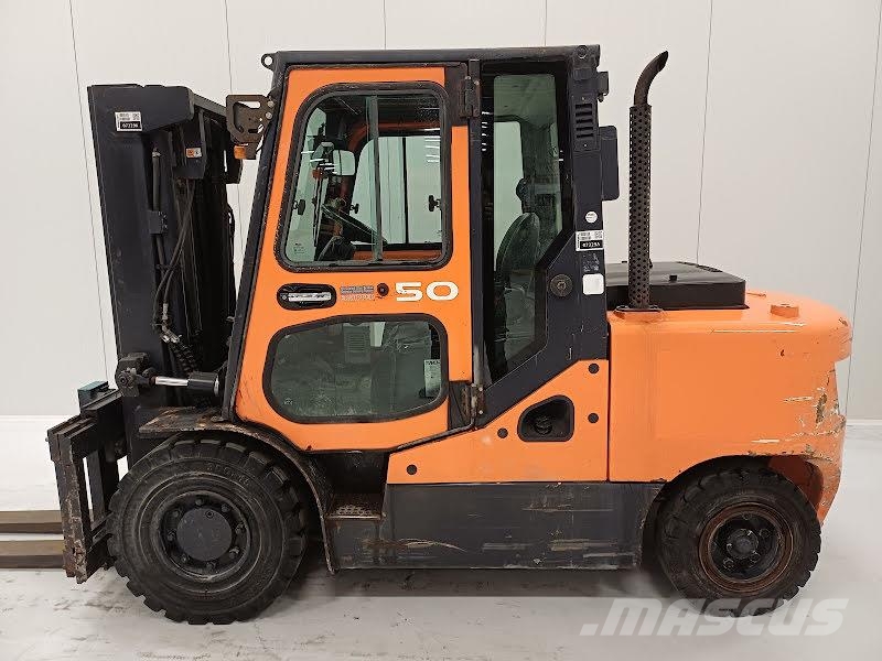Doosan D50SC-7 شاحنات الديزل