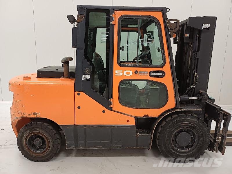 Doosan D50SC-7 شاحنات الديزل