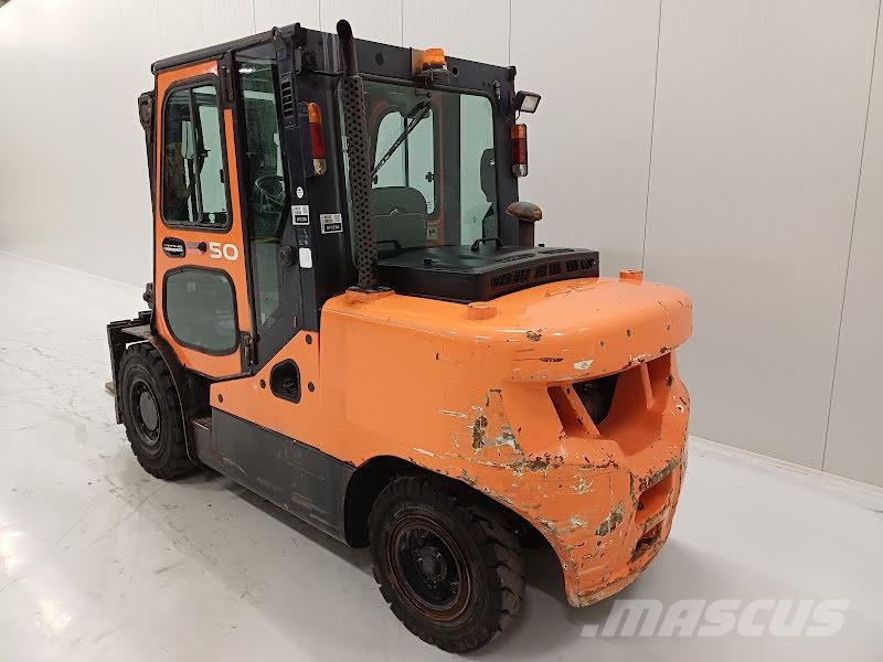 Doosan D50SC-7 شاحنات الديزل