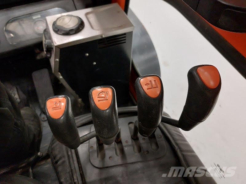 Doosan G33P-5 Gas Stapler