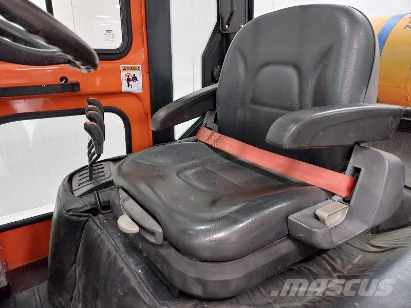 Doosan G33P-5 Gas Stapler