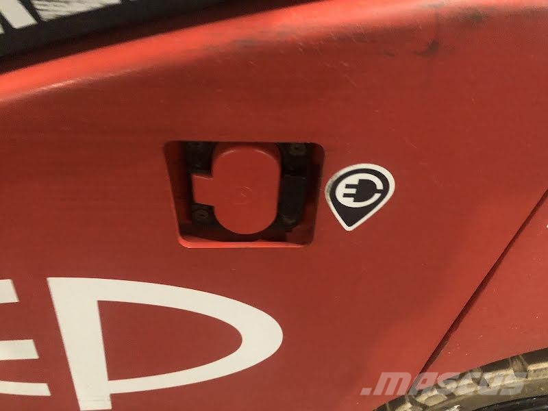 EP EFL253-S Electric forklifts