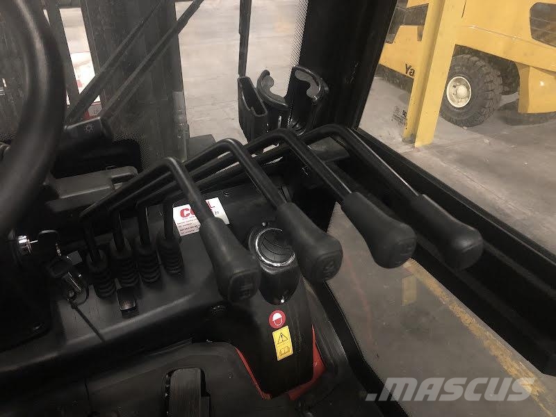 EP EFL253-S Electric forklifts