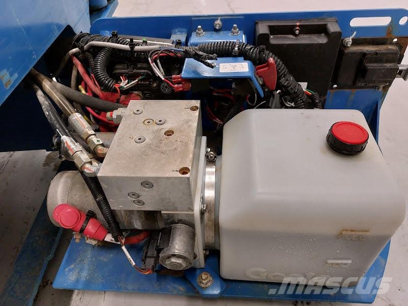 Genie GS-1330M Käärtõstukid