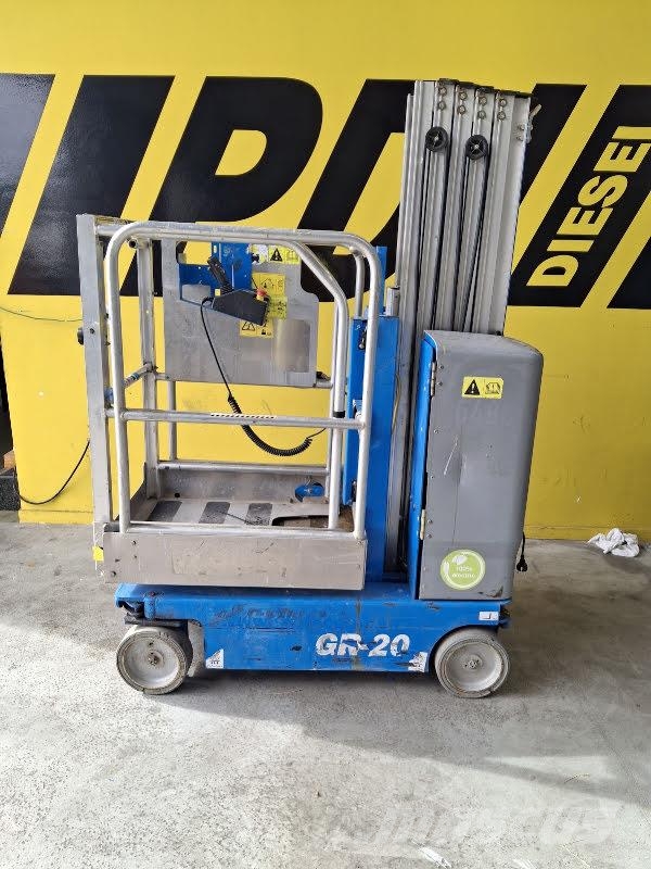 Genie GR-20 Vertikālie pacēlāji