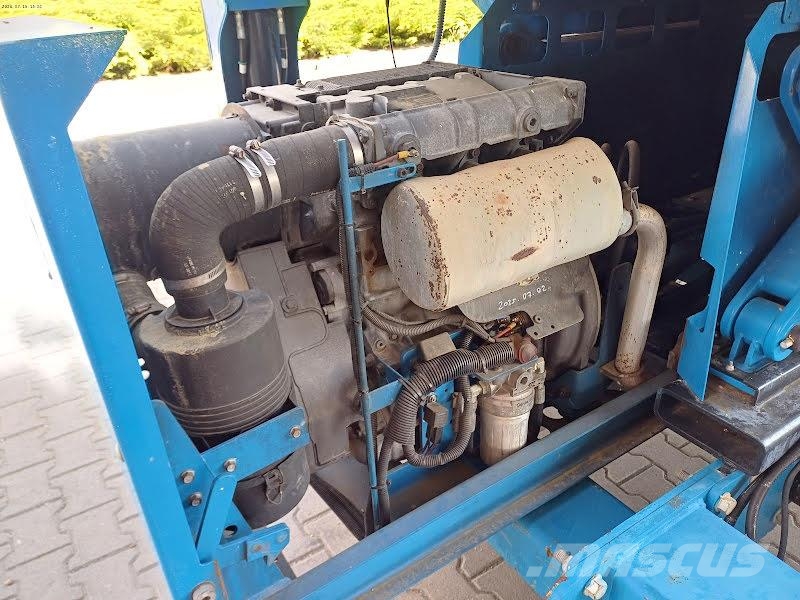 Genie GS-3390 RT Scheren-Arbeitsbühnen