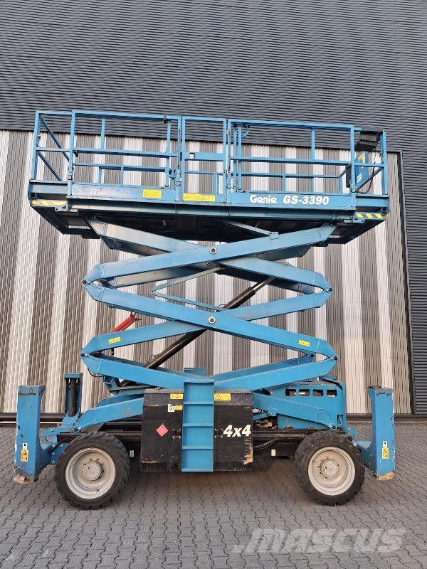 Genie GS-3390 RT 剪叉式升降机