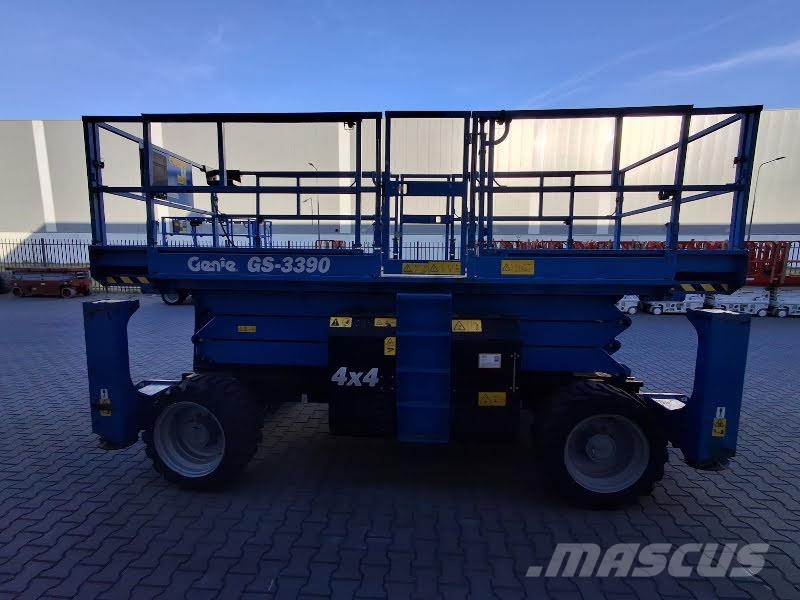 Genie GS-3390 RT 剪叉式升降机