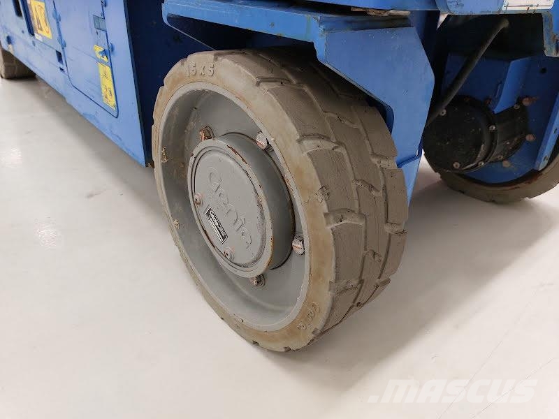 Genie GS-2632 Ollós emelők