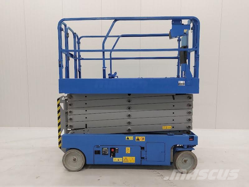 Genie GS-4047 Käärtõstukid