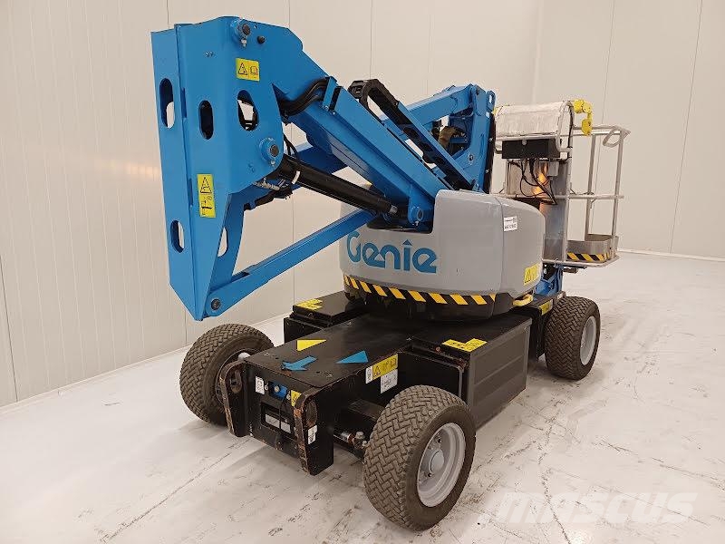 Genie Z-33/18 Karos emelők