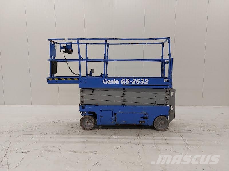 Genie GS-2632 Ollós emelők