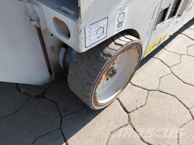 Genie GS-1532 رافعات مقصية الشكل